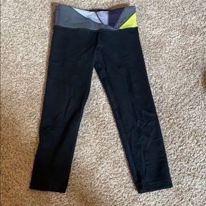 Reversible Lululemon Cropped Leggings